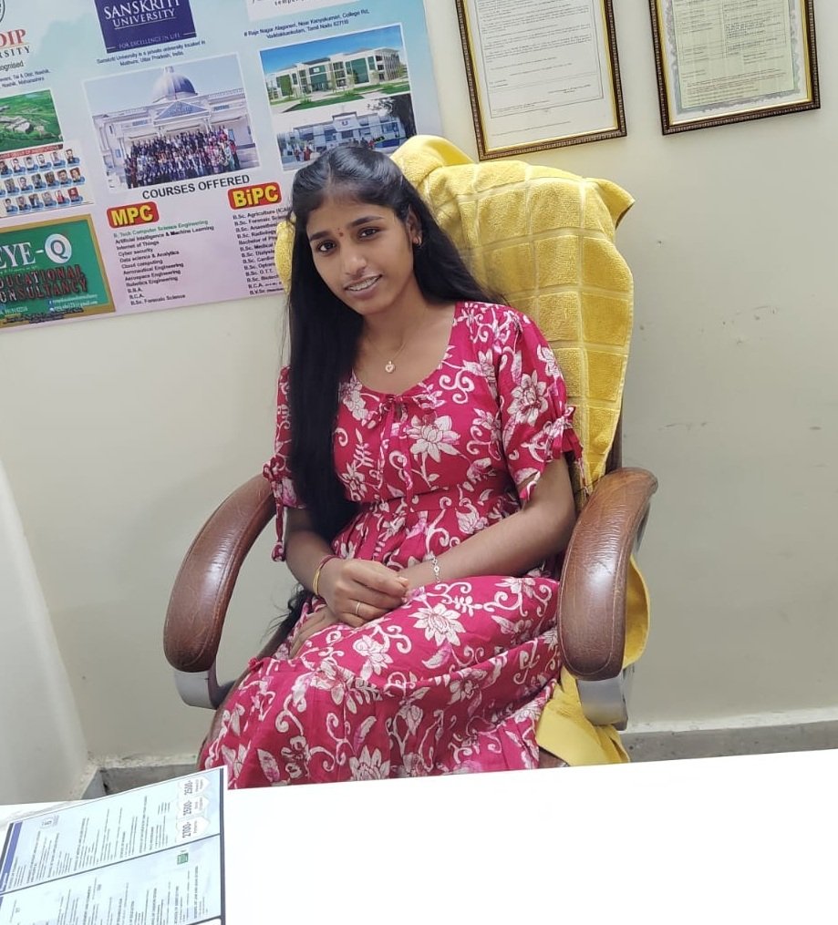 Vasanthapuram Sindhuja - Founder